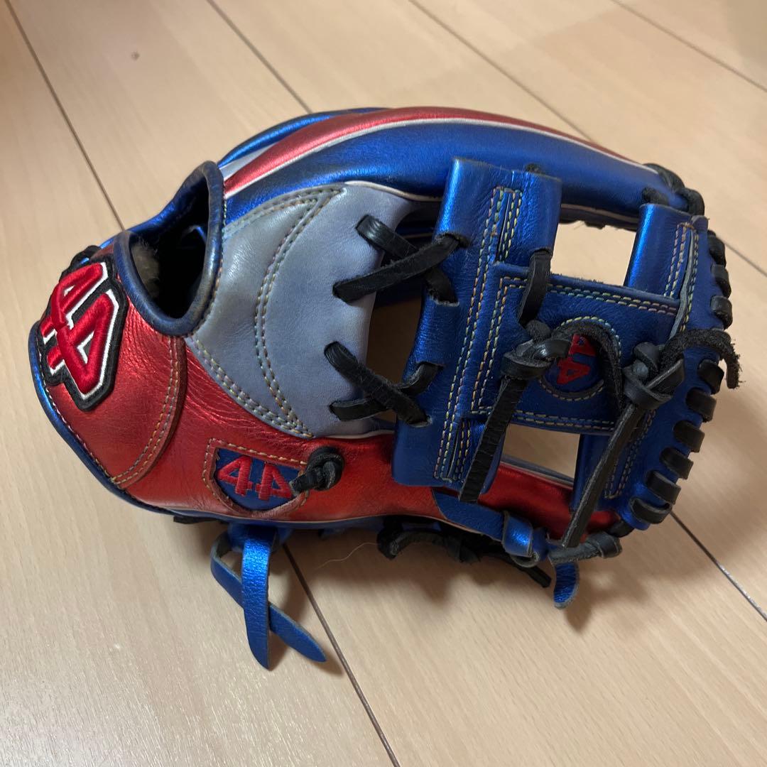 44　軟式野球グラブ