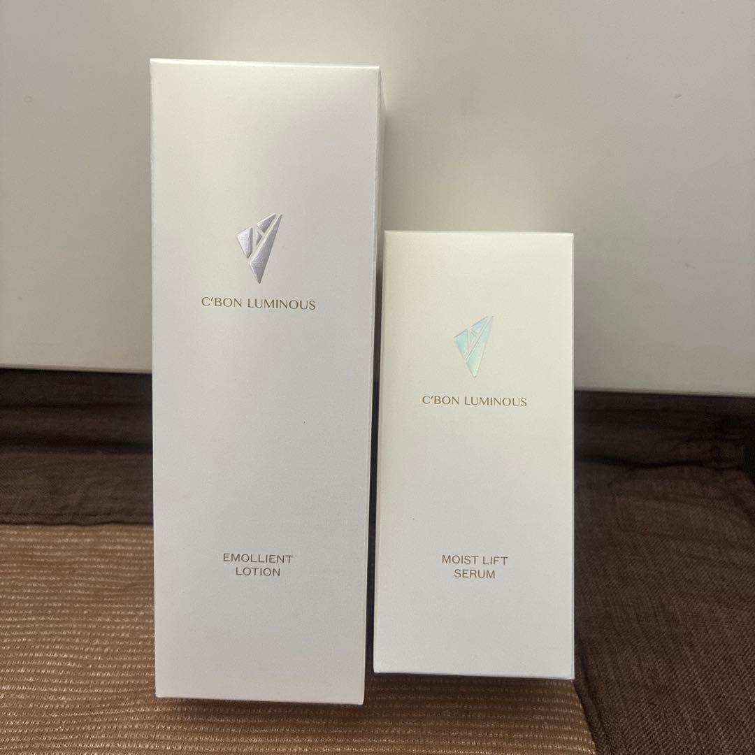 お得C'BON LUMINOUS エモリエントローション& モイストリフトセラム