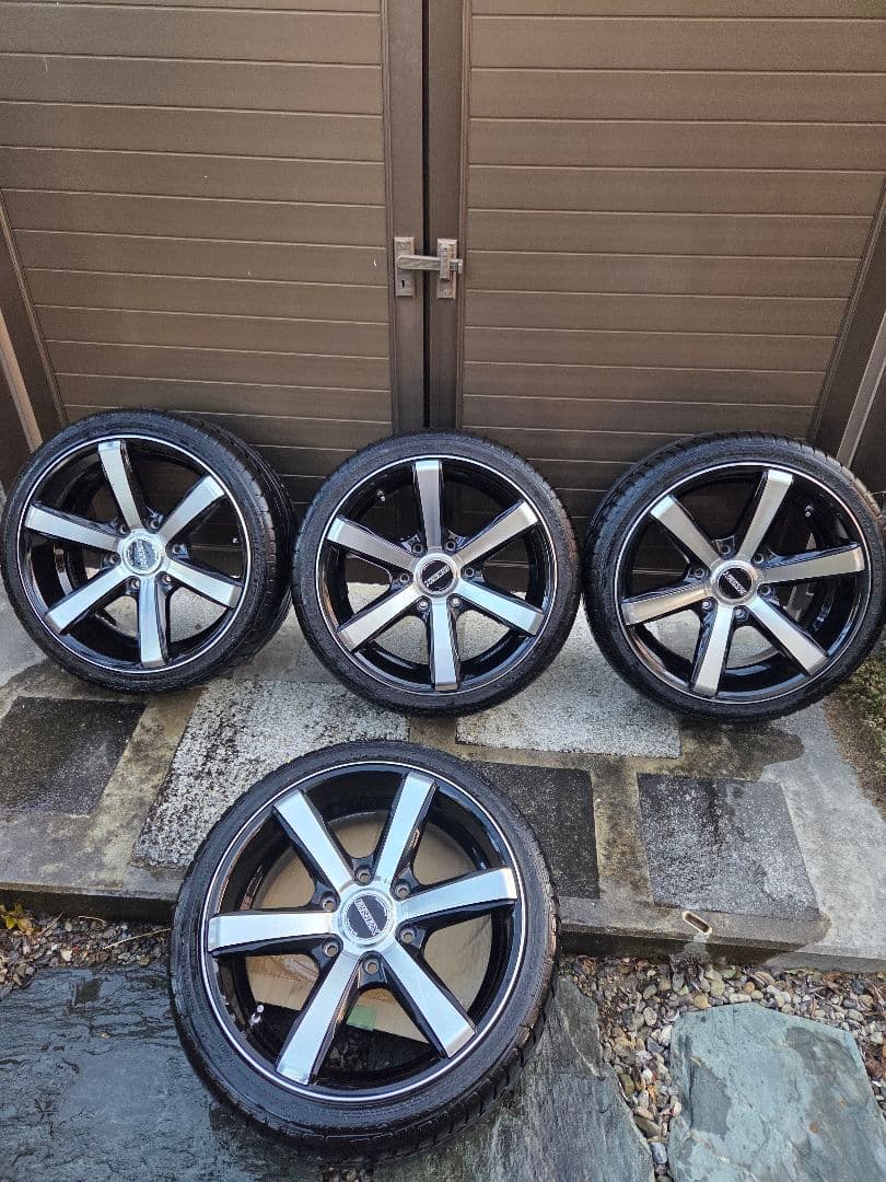 ハイエース　CRS ESSEX EC-18 ホイールタイヤセット