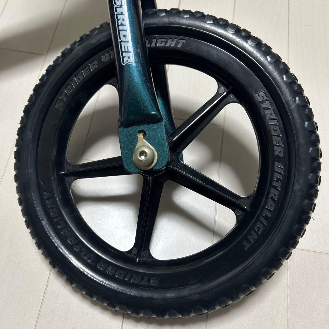 ストライダープロ　STRIDER PRO バランスバイク メタリック