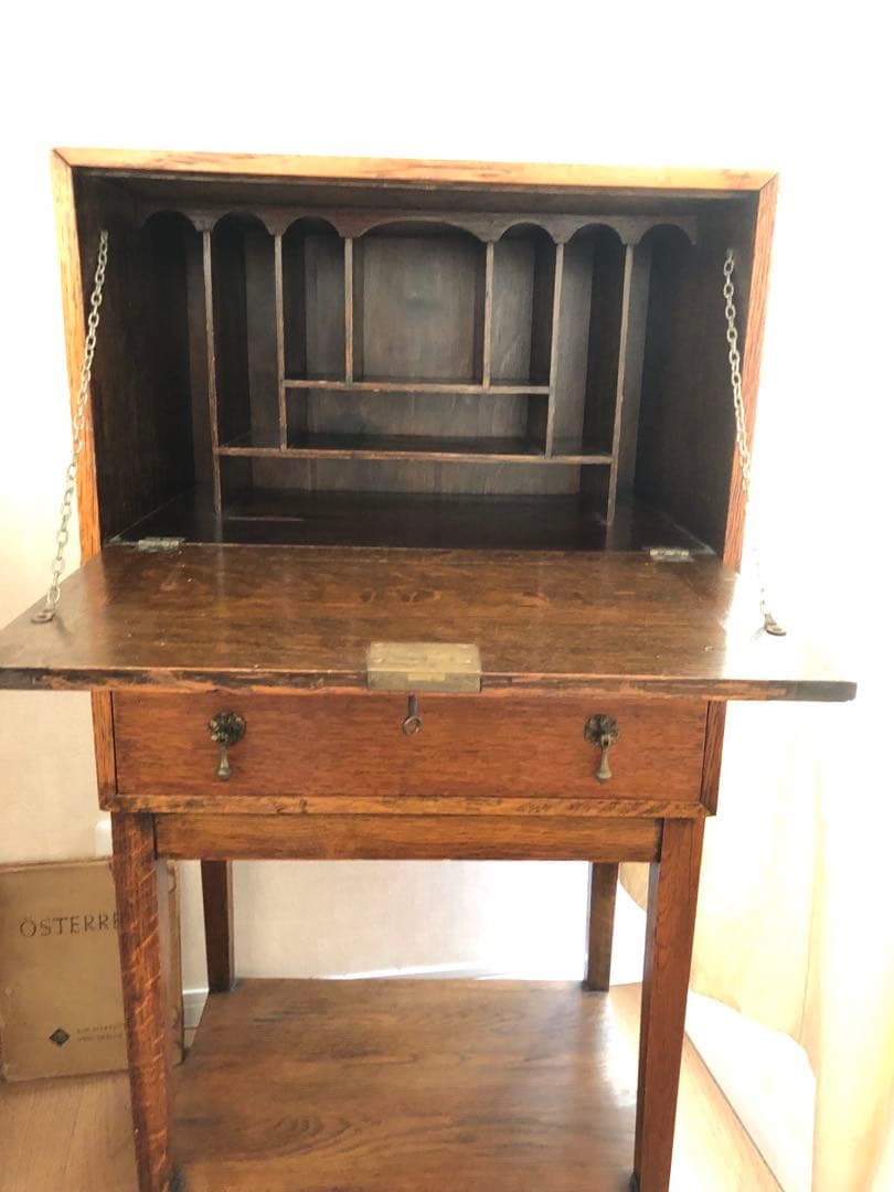 イギリス　アンティーク木製ライティングビューロー