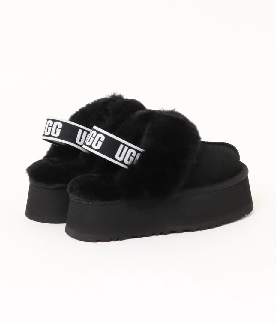 【美品】アグ　ファンケットUGG FUNKETTE ロゴストラップ 厚底サンダル