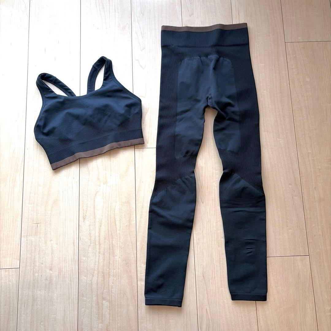 COS コス スポーツブラ レギンス トレーニングウェア 上下セット XS