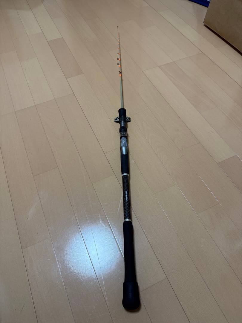 伊勢海老ロッド グリップ シマノ