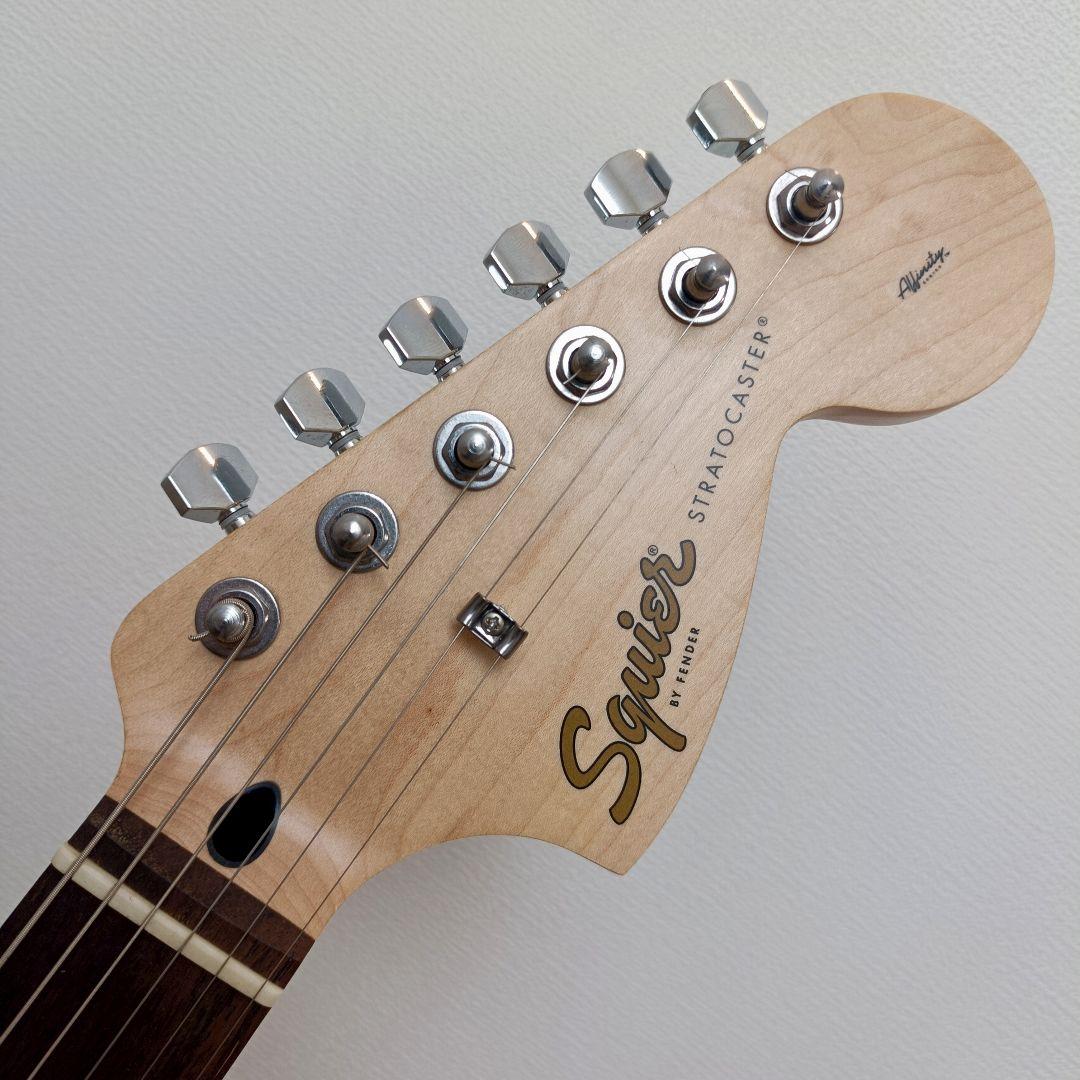 メンテ済｜Squier ストラトキャスター　サンバースト エレキギター