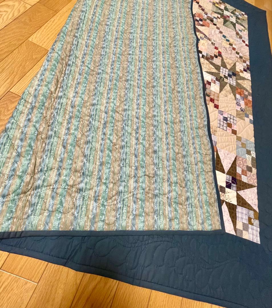 パッチワークキルト　タペストリー　スター&スクエア