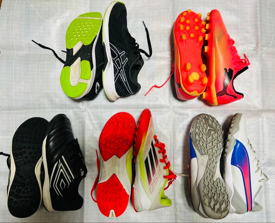 サッカー トレーニングシューズ　まとめ売り（21㎝〜22㎝）