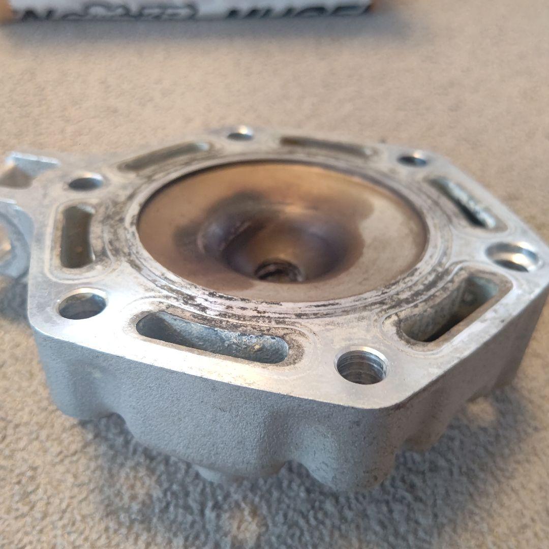 CRM250AR 無限 シリンダーヘッド RCバルブカバー 箱付き