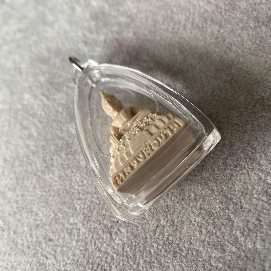 プラクルアン ルアンポープラサイ ワット・ポーチャイ 水牛のツノ 魔除 御守り