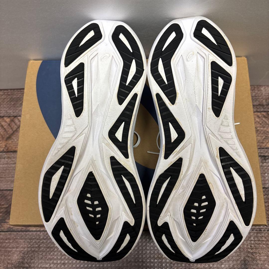 ASICSスーパーブラスト2 (27.0cm)