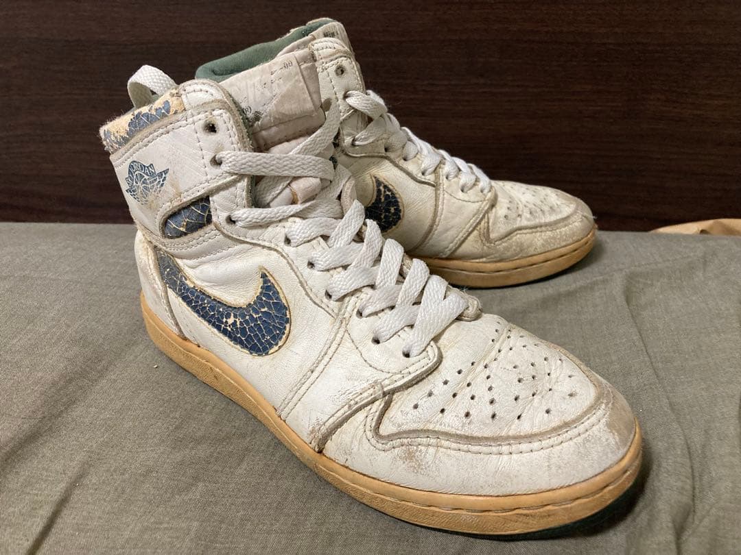 激レア！スカイジョーダン1 メタリックブルー