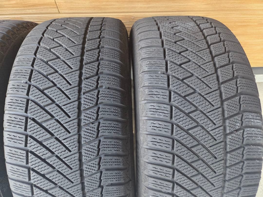 【美品】W218 ベンツ スタッドレスタイヤ・ホイールセット CLS