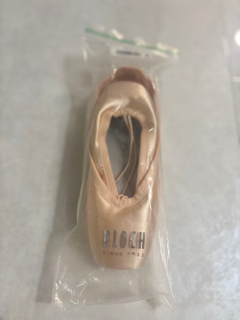 新品BLOCH トウシューズ セレナーデE幅2