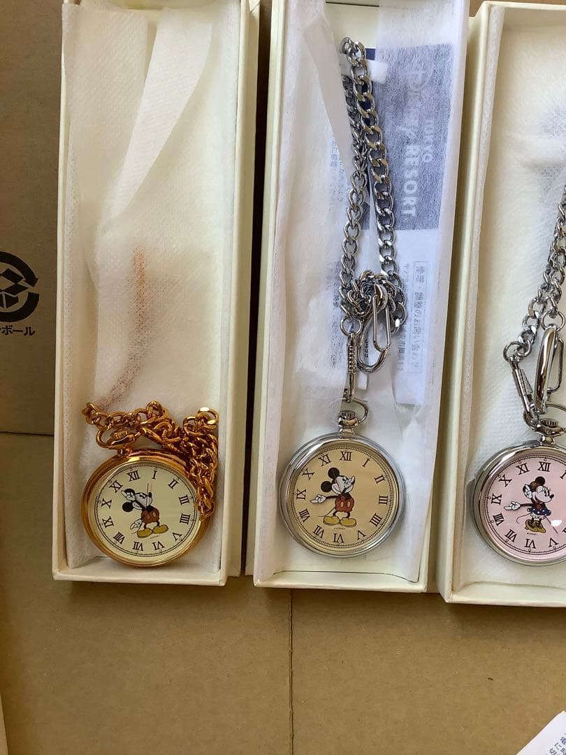ディズニー　ミッキー・ミニー ドナルド　懐中時計 4個セット
