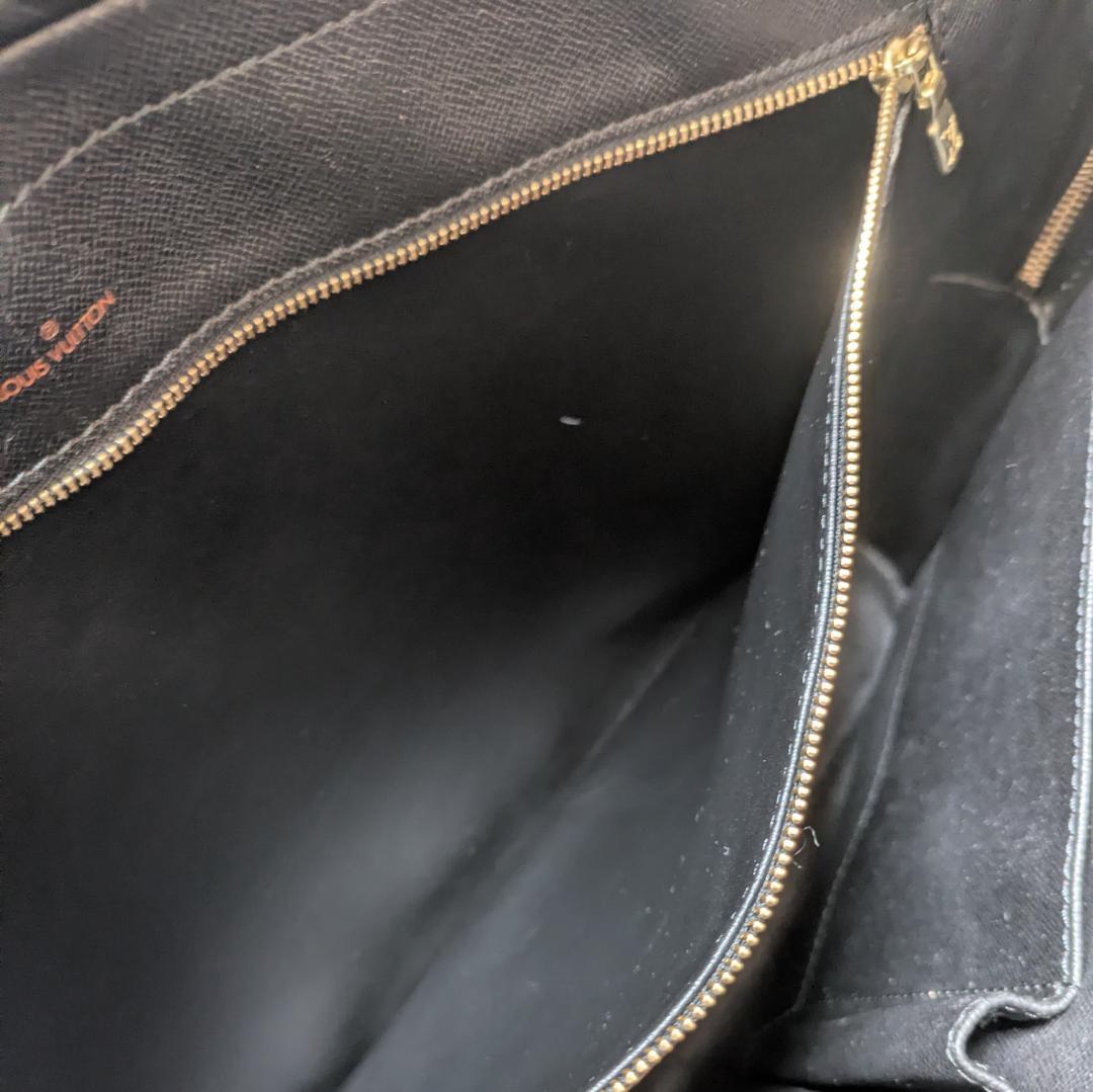 極美品 ベタ無 ルイヴィトン エピ ポルトドキュマンヴォワヤージュ M54472