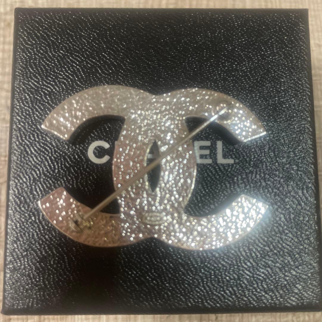 CHANEL ダブルCロゴ ブローチ シルバー
