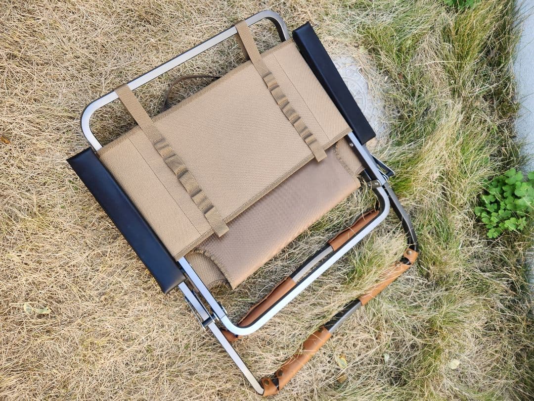 レードチェア専用本革アームレストカバー(黒)２脚分