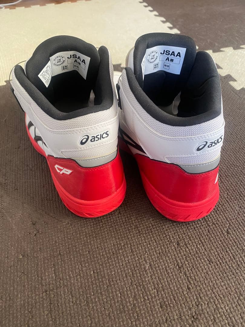 ネコ　ASICS 安全靴 27.0cm