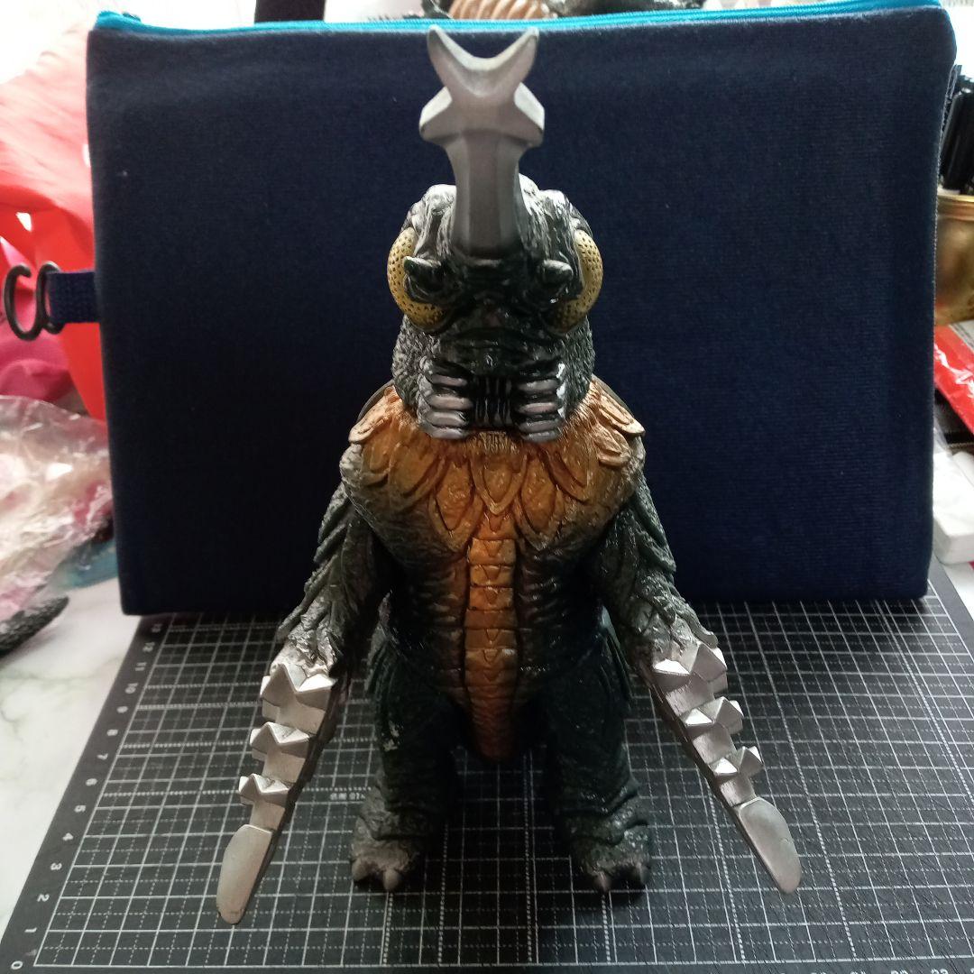 懐かしの昭和特撮「極悪怪獣コンビ」ソフビフィギュアセット