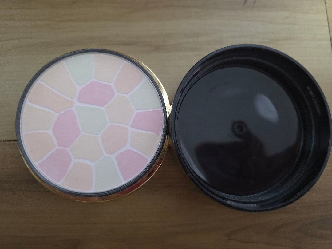 エレガンスラプードルオートニュアンス　VI　6　フェイスパウダー