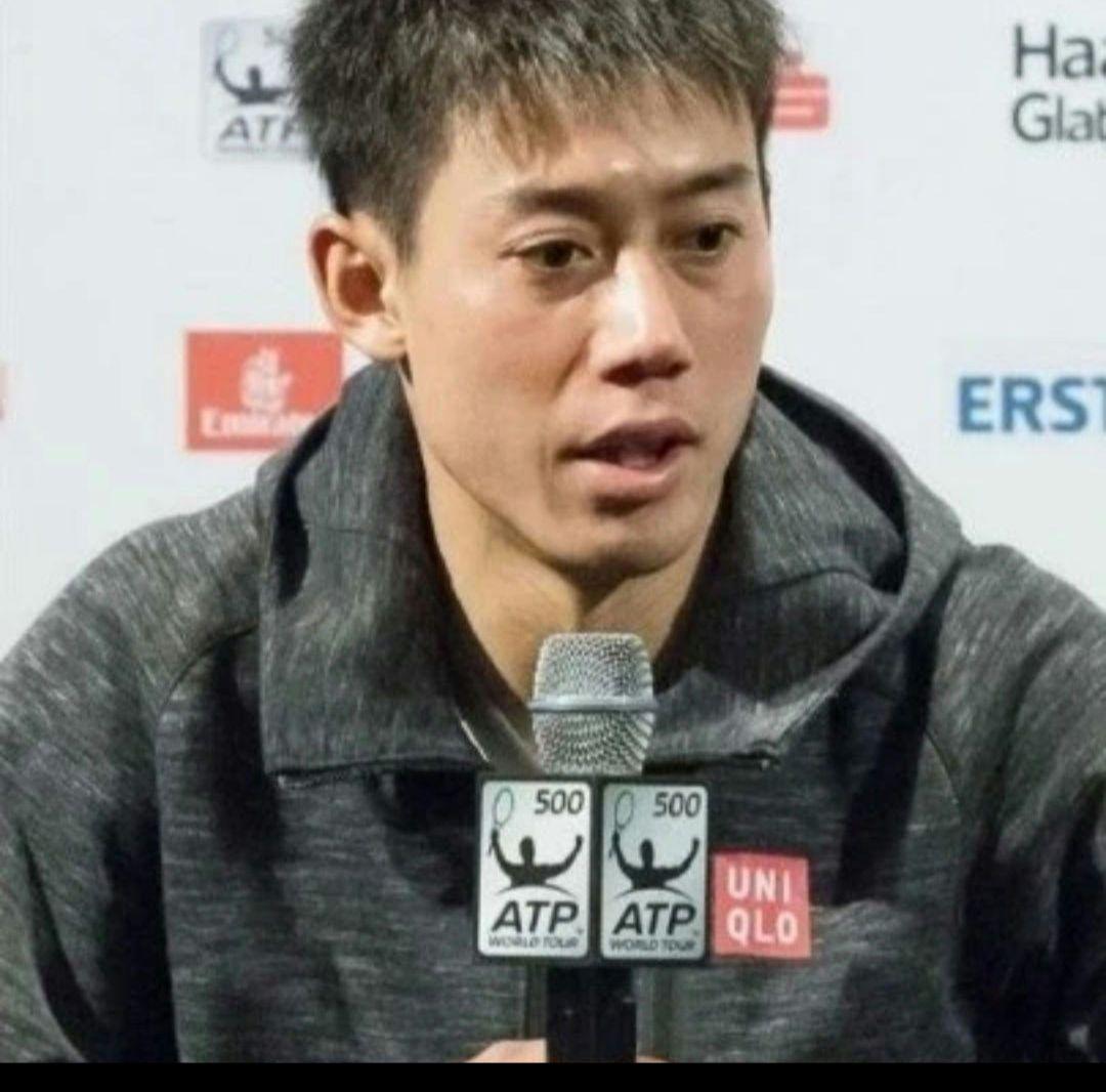 ユニクロ 錦織モデル NKドライストレッチ スウェット パーカ