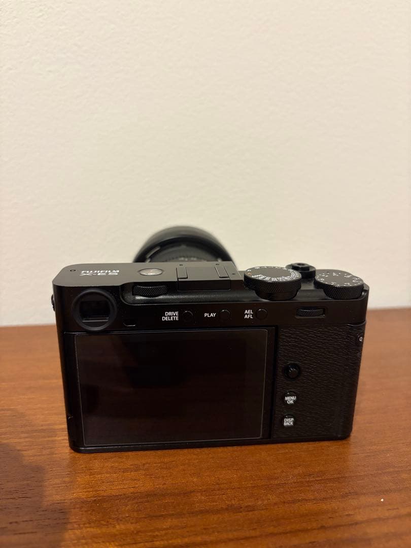 Fujifilm X-E5 Sigma 18-50mm ブラック