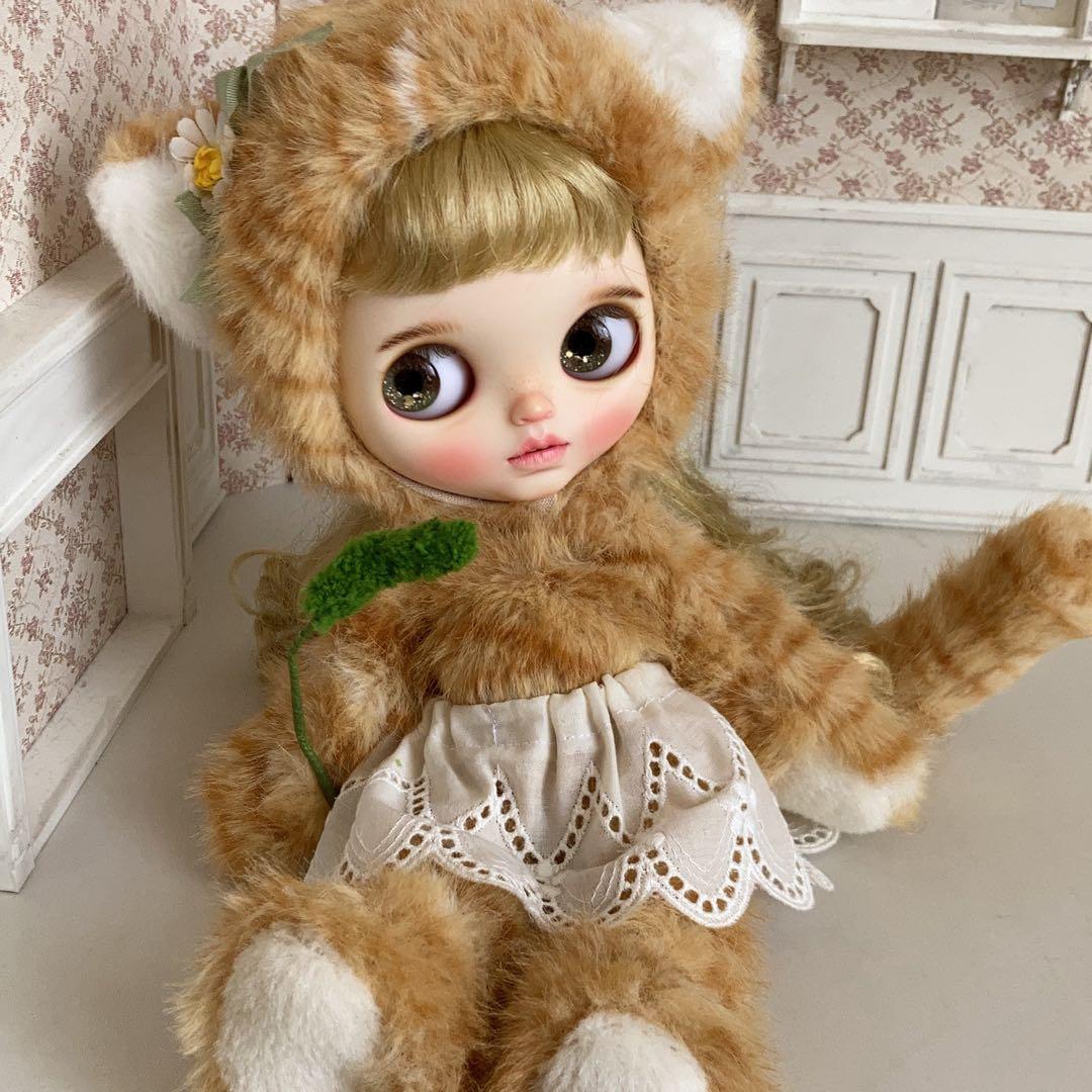 ブライスアウトフィット　着ぐるみ　トラネコ　（茶トラ）