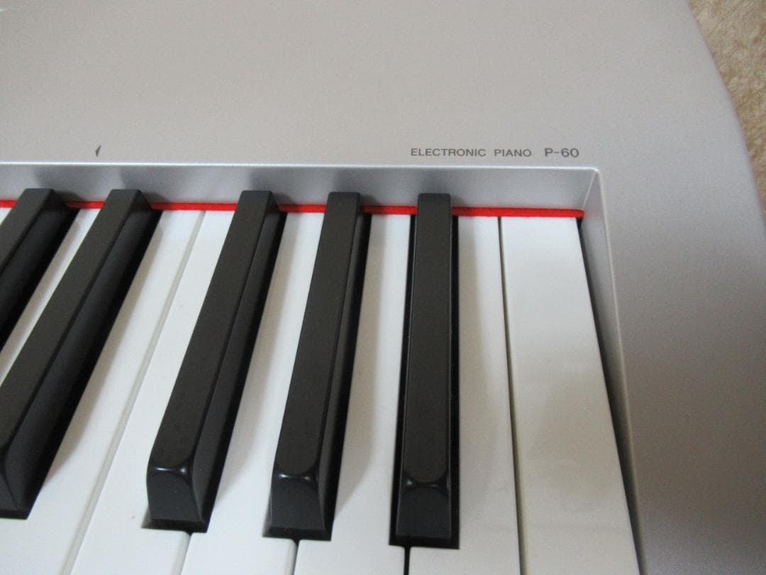 ヤマハ　P-60S　スタンド付き
