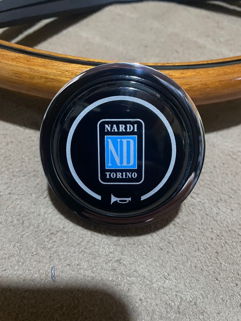 三*谷様 ★極美品★ナルディCLASSIC ウッド/ブラックスポーク（36φ）N