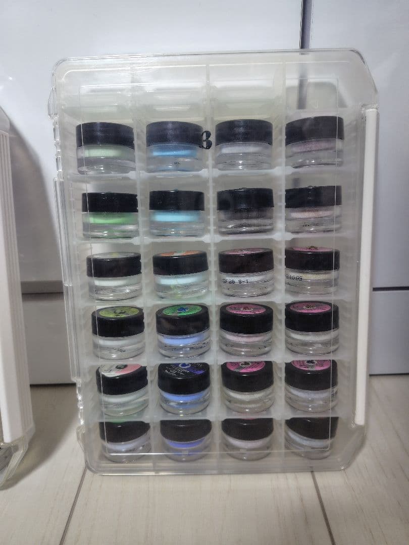 カラーパウダー 90個