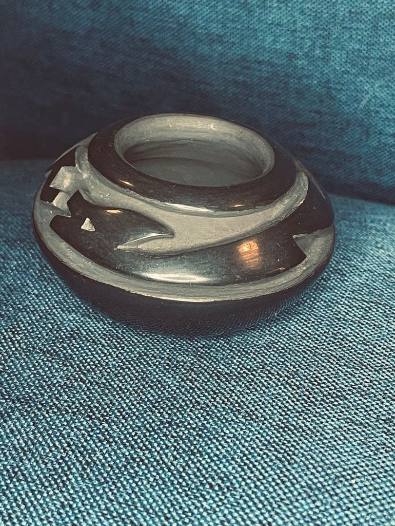 壺 黒壺 ポタリー ポピ ズニ ナバホ サンタクララ インディアン インディアン