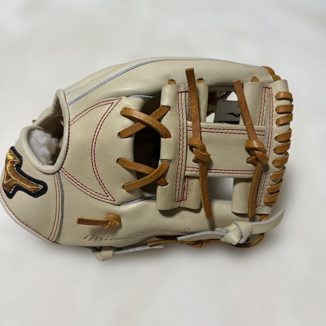 本日限定定価税込47300円！ミズノプロ　クラシック　軟式内野手用　新品未使用