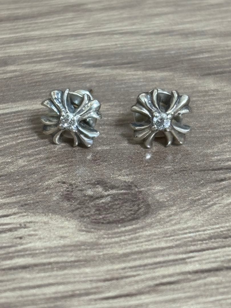 クロムハーツ CHプラススタッド ピアス