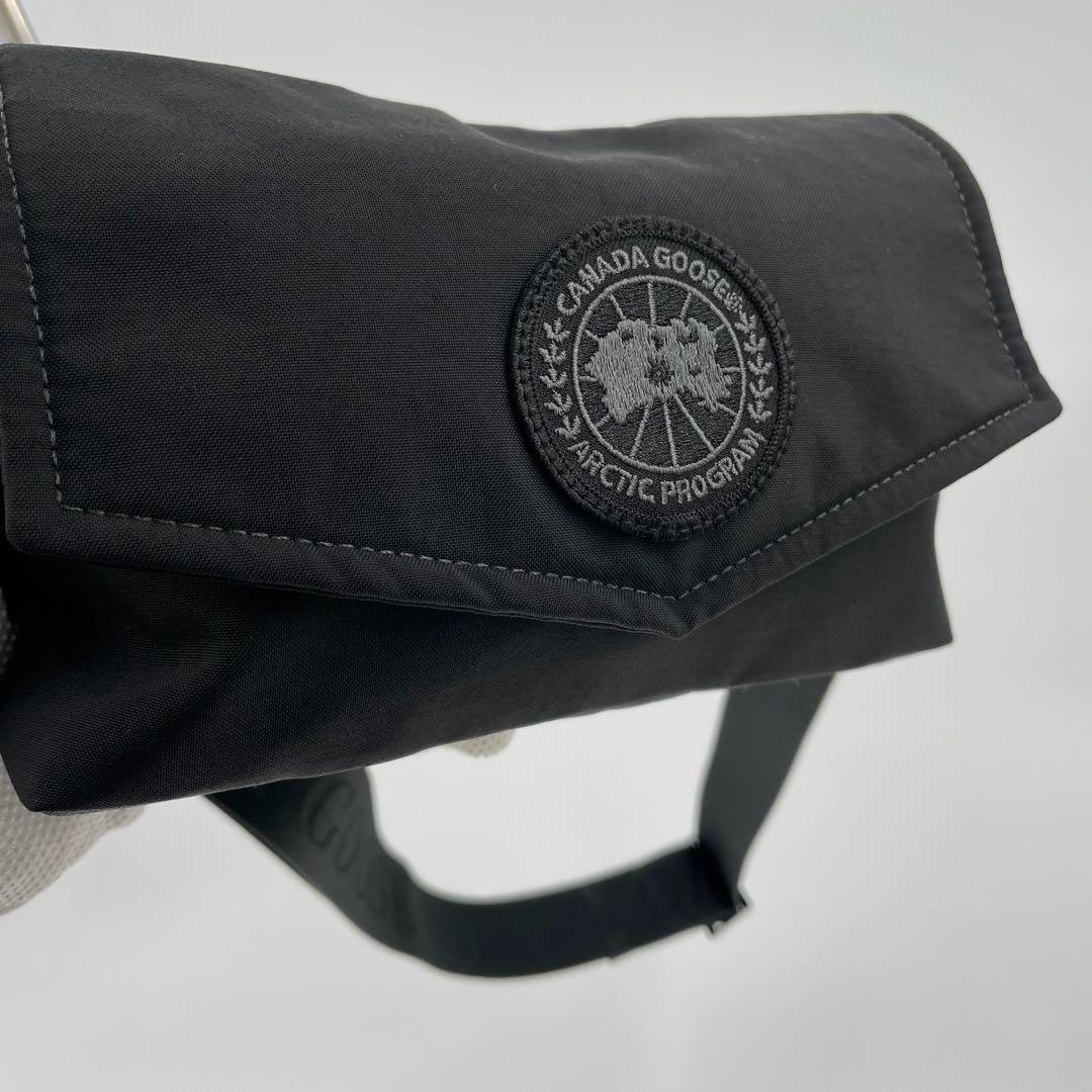 T*T様 【極美品】  カナダグース ミニウエストパック