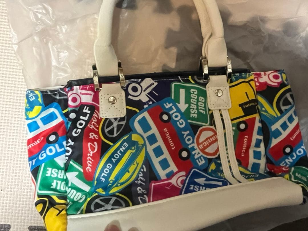 トミカゴルフ新品訳ありホワイトカラフルゴルフバッグ小w32×D12×H19