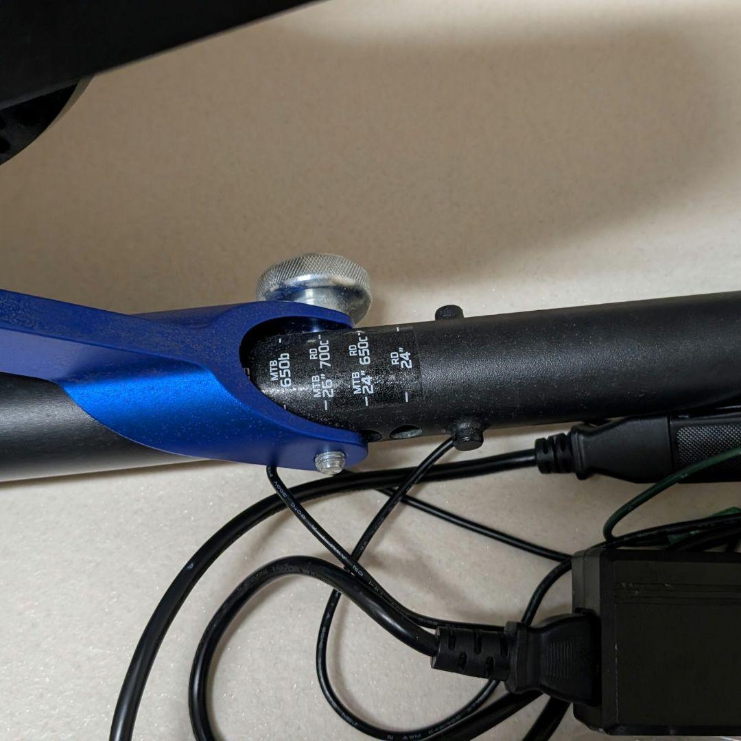 【室内トレーナー】Wahoo KICKR v5 ローラー台 zwift