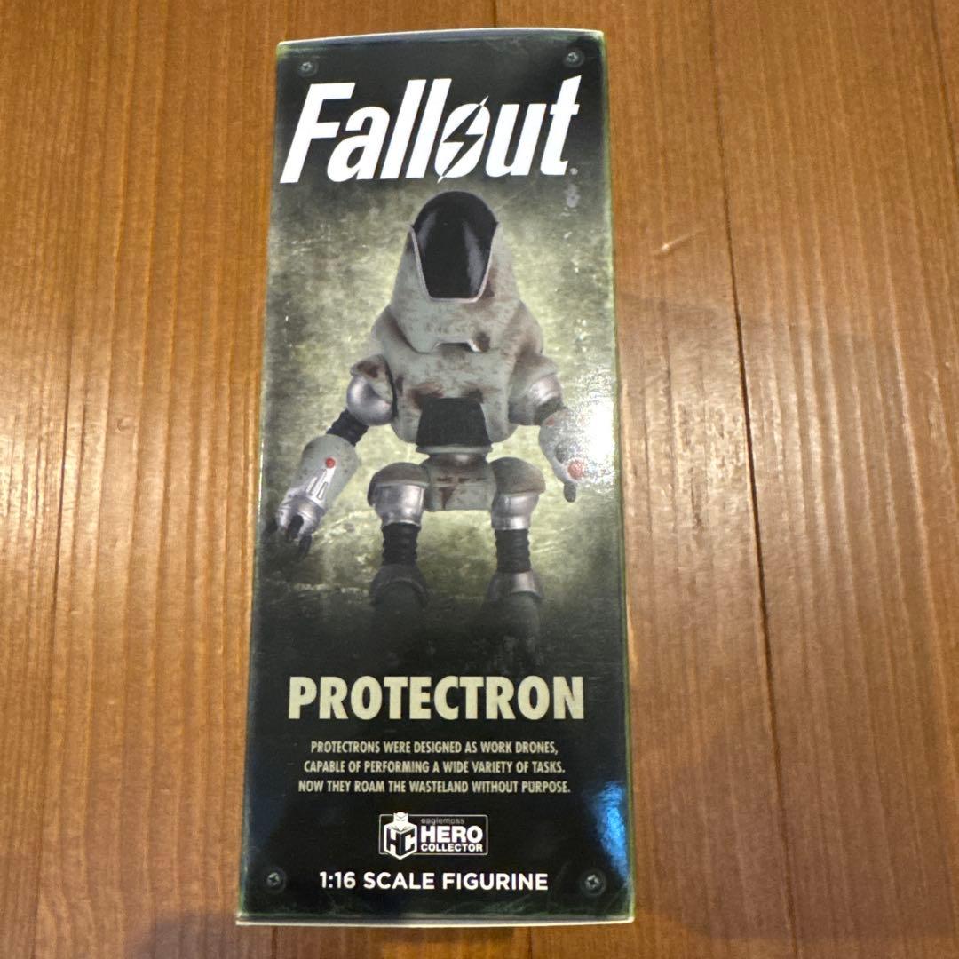 山*郎様 fallout プロテクトロン フィギュア