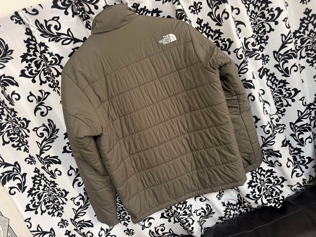 ノースフェイス　ダウンジャケット オリーブグリーン