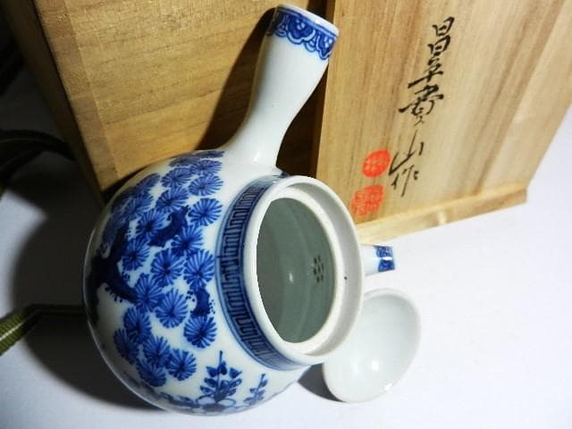 京焼の名工十七代「雲林院　寶山（昌平　寶山）」作　祥瑞急須