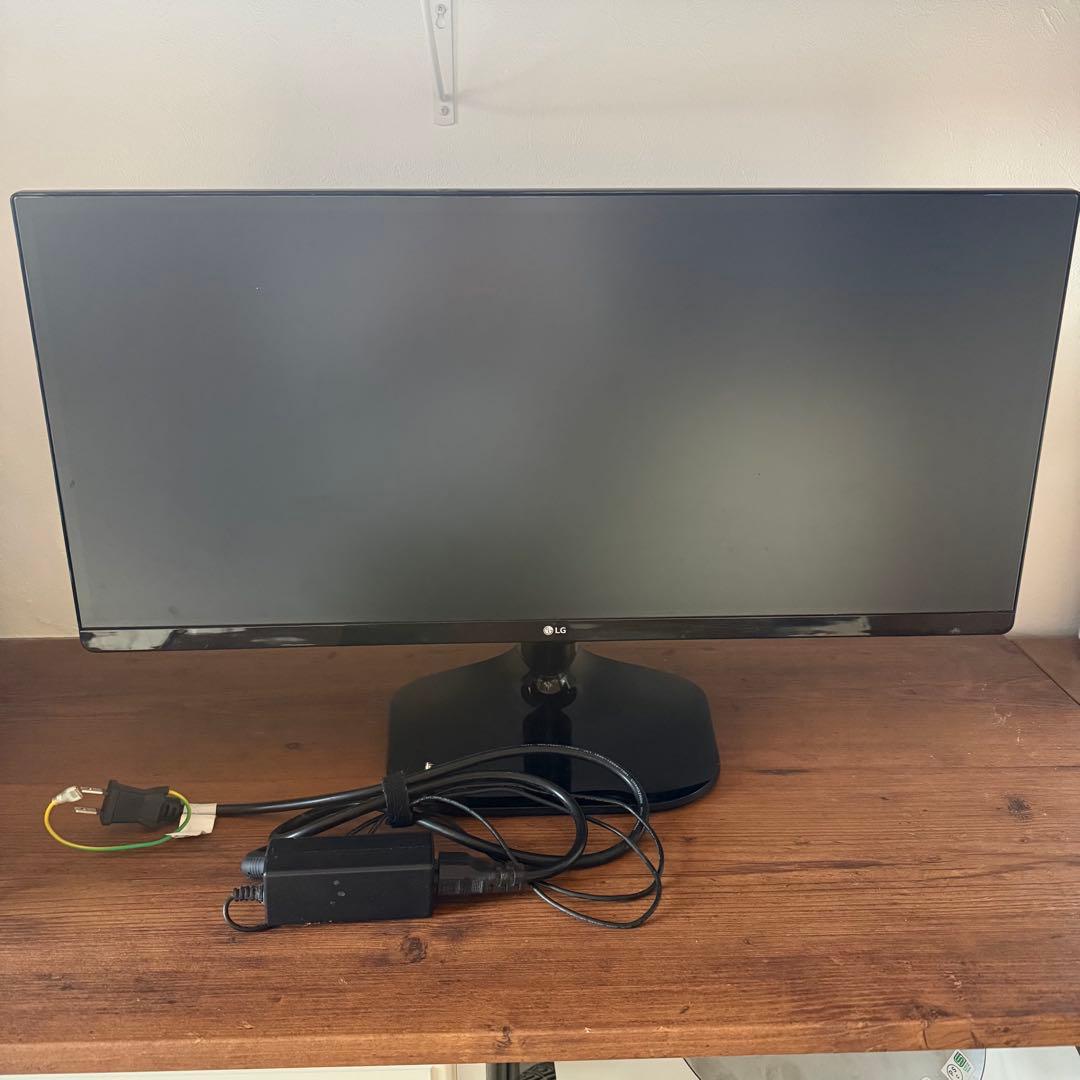 LG製ウルトラワイドモニター