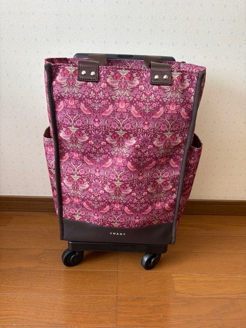 スワニー　キャリーバック　ウィリアム・モリス