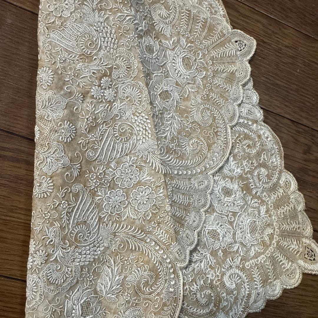 スワトー　汕頭　ハンカチ　手刺繍　刺繍　タオル　ホワイト