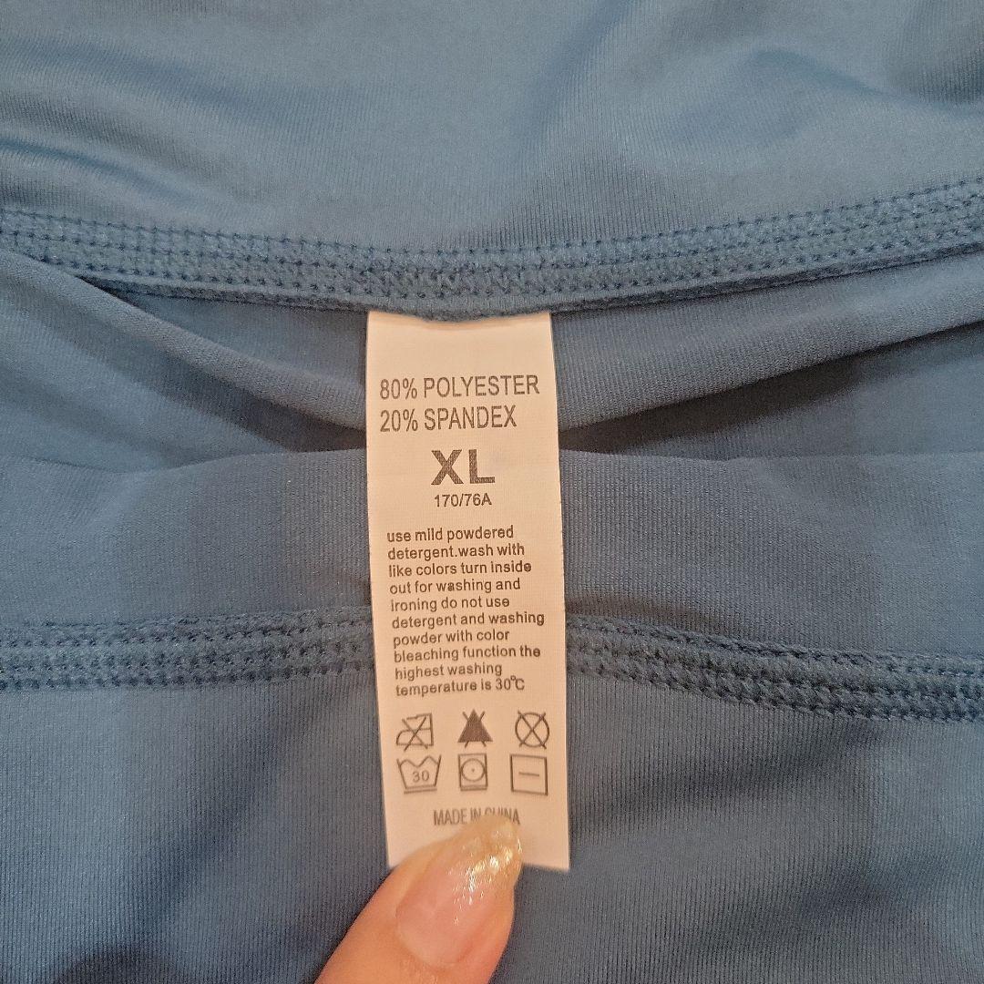 alo ヨガスカート ダークブルー フリルデザイン