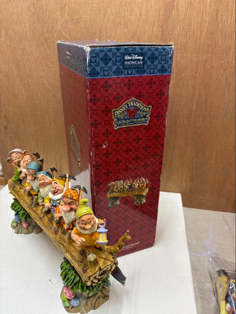 ディズニーショーケース エネスコ 七人の小人