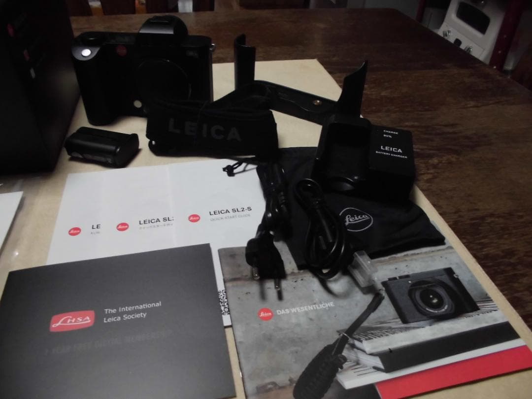 極上美品 LEICA SL2-S ミラーレス一眼 手振れ補正 元箱他革製ケース