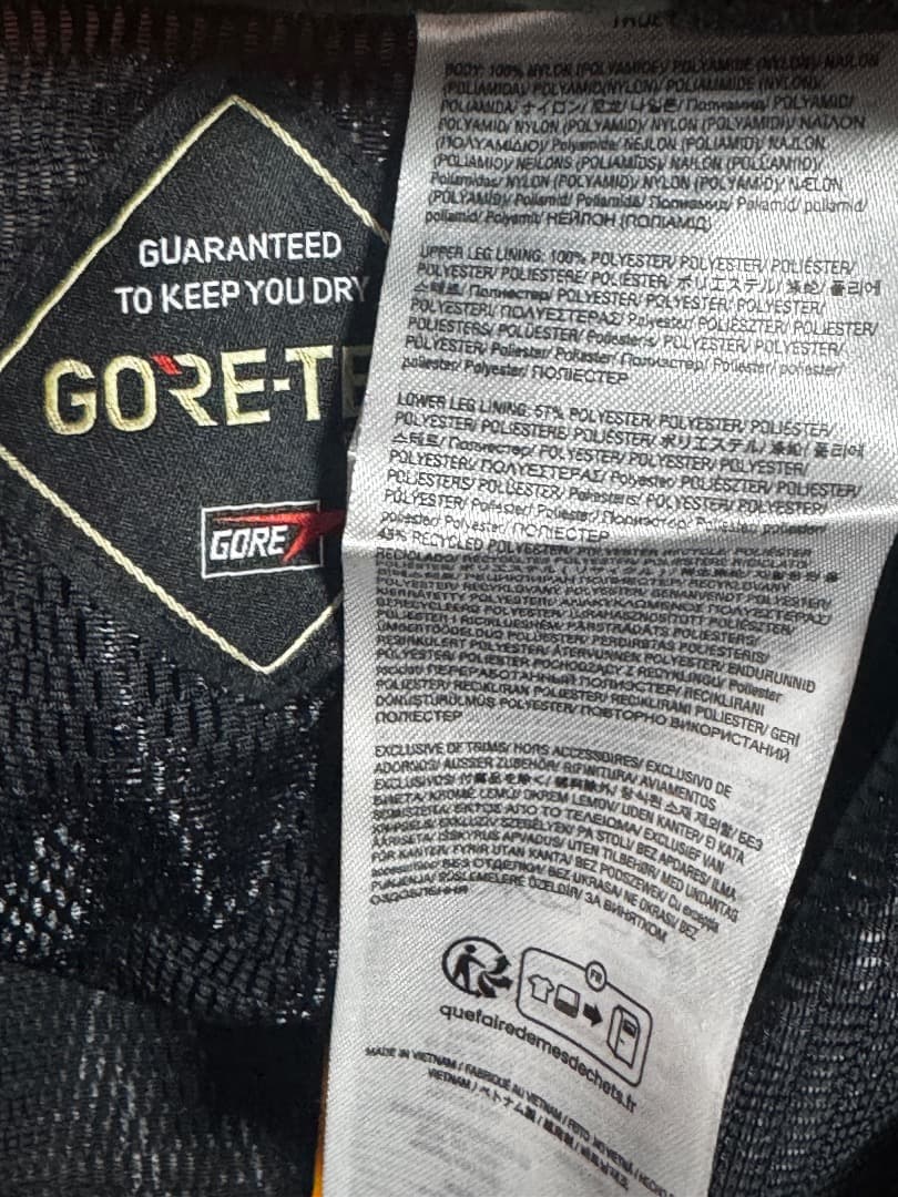 ボルコム スノーボード ウェアパンツ G1352406 ゴアテックス XS 新品