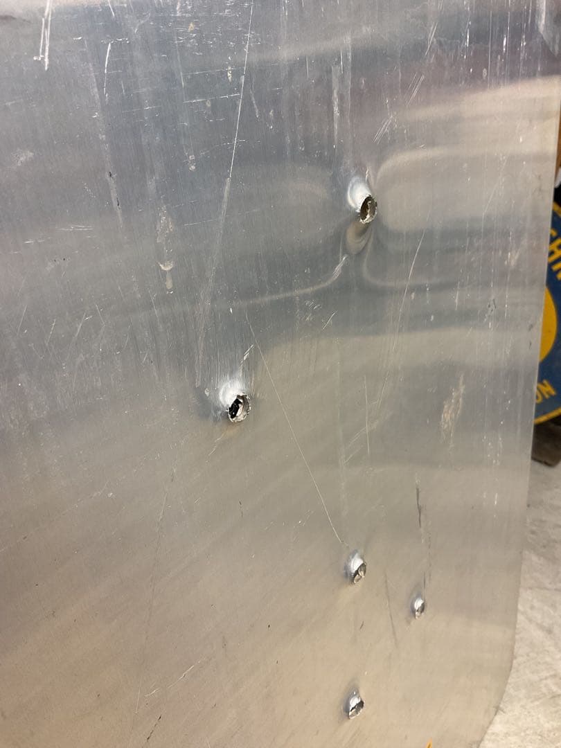 USA ストリート看板　15箇所弾痕