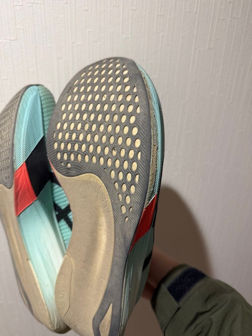 メタスピード EDGE PARIS 28.0