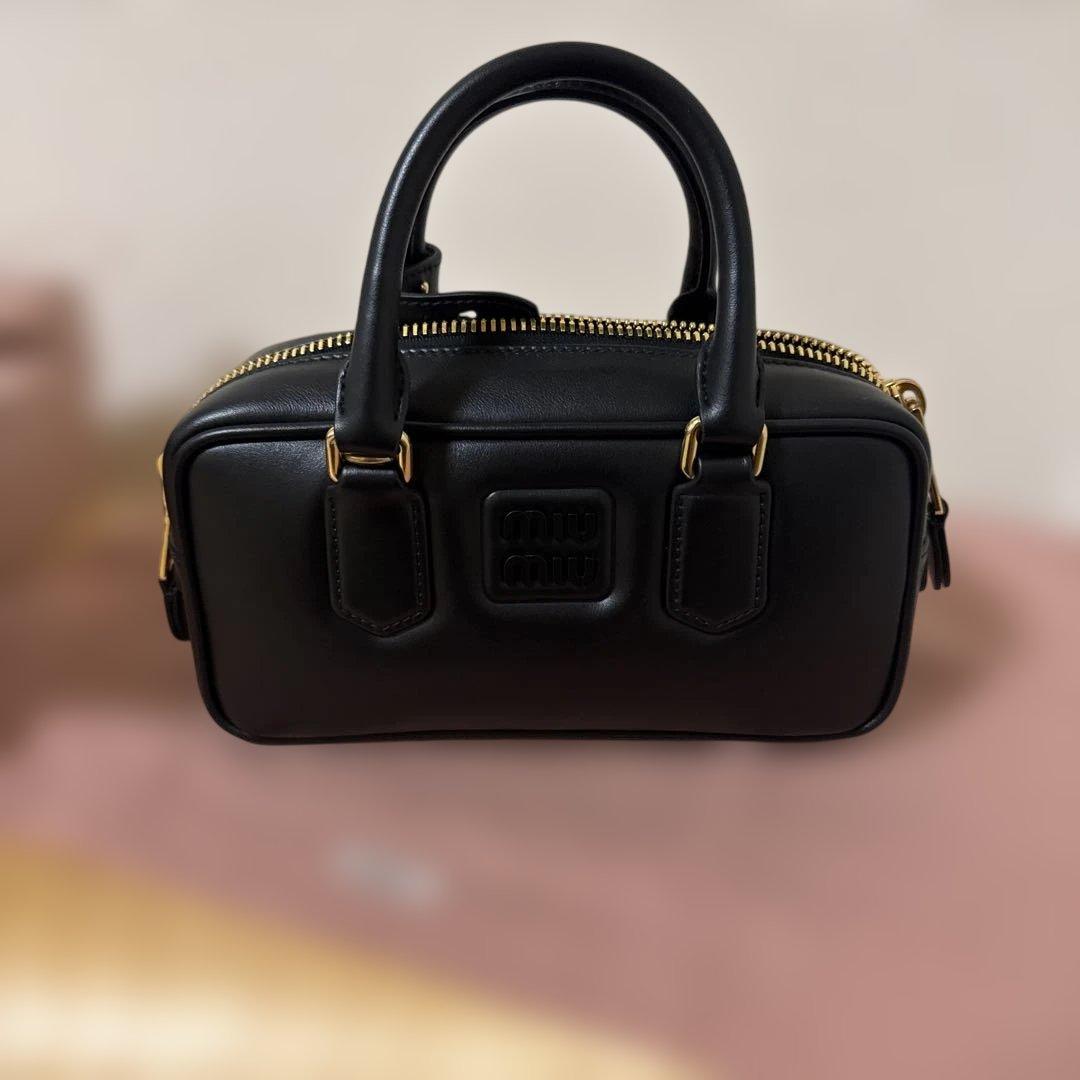 miu miu アルカディ レギュラー ショルダーバッグ