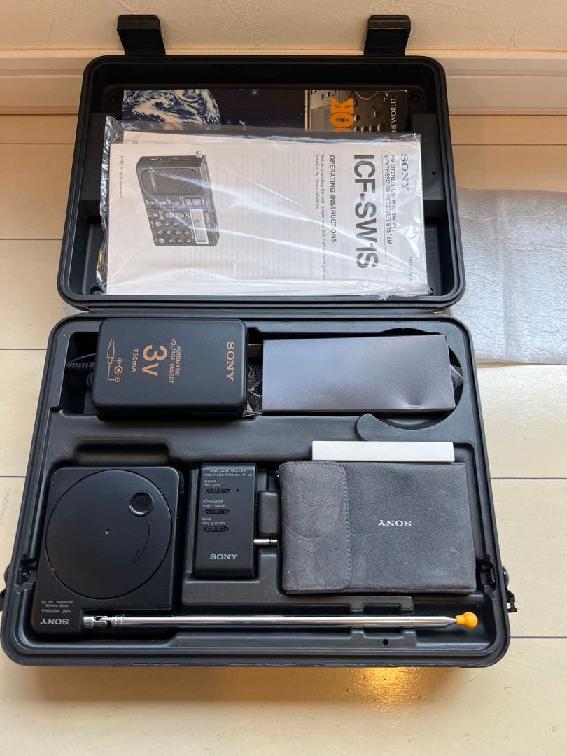 USED★SONY ICF-SW1 FM/AM短波ラジオ専用ケース付 激安送料込